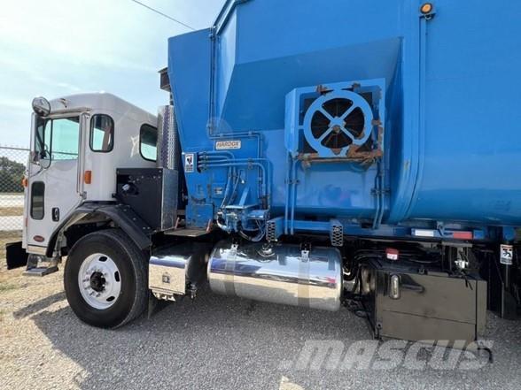 Peterbilt 520 Waste trucks