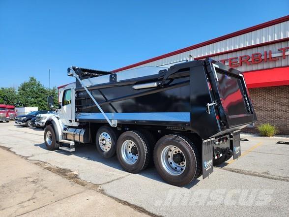 Peterbilt 548 Tipper trucks