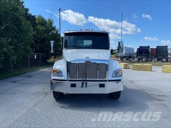 Peterbilt 548 Flatbed/Dropside trucks