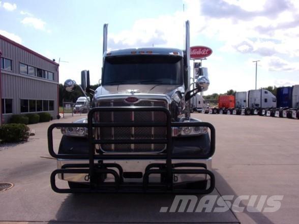 Peterbilt 567 Truck Tractor Units