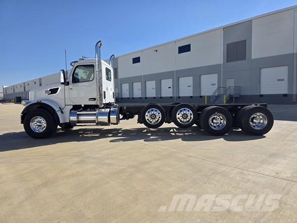 Peterbilt 567 Tipper trucks