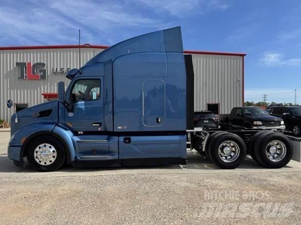 Peterbilt 579 Truck Tractor Units