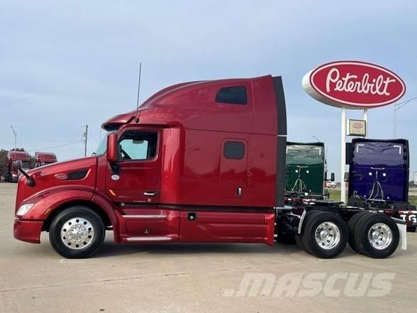 Peterbilt 579 Truck Tractor Units