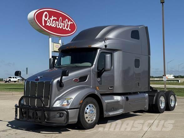 Peterbilt 579 Truck Tractor Units