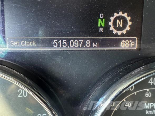 Peterbilt 579 Truck Tractor Units