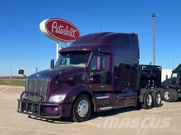 Peterbilt 579 Truck Tractor Units