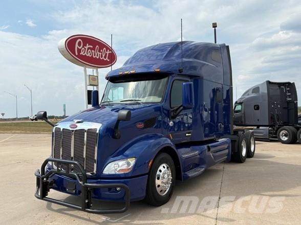 Peterbilt 579 Truck Tractor Units