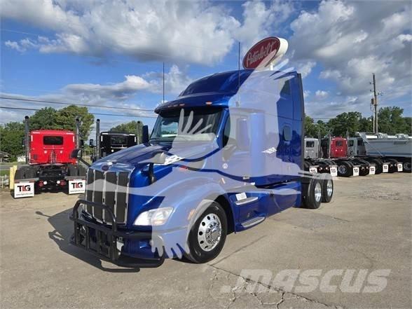 Peterbilt 579 Truck Tractor Units