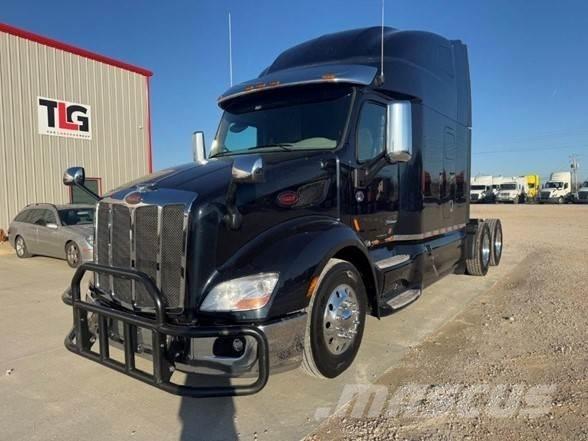 Peterbilt 579 Truck Tractor Units
