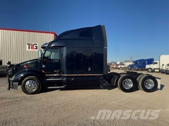 Peterbilt 579 Truck Tractor Units