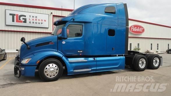 Peterbilt 579 Truck Tractor Units