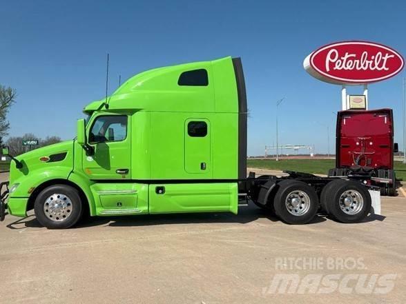 Peterbilt 579 Truck Tractor Units