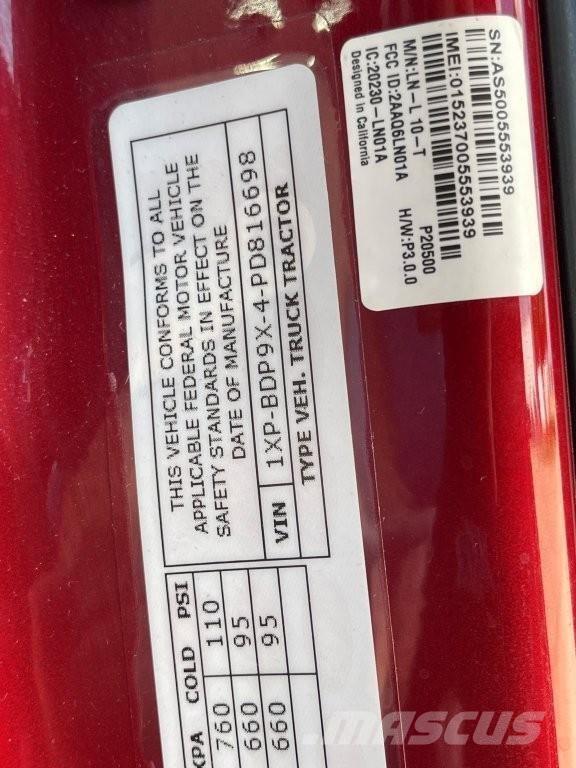 Peterbilt 579 Truck Tractor Units