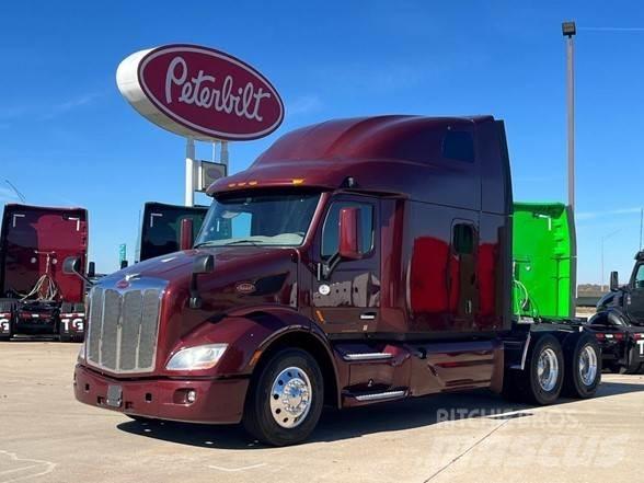 Peterbilt 579 Truck Tractor Units