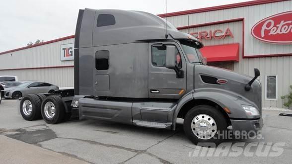 Peterbilt 579 Truck Tractor Units