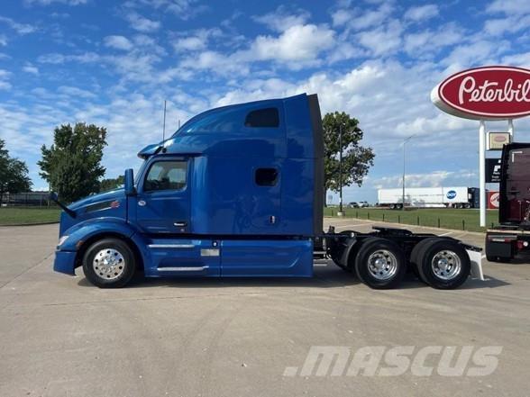 Peterbilt 579 Truck Tractor Units