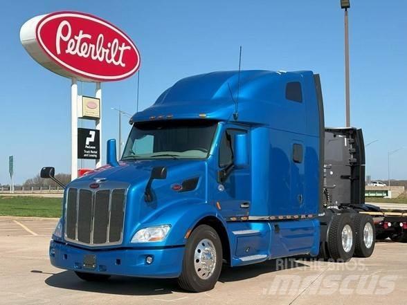 Peterbilt 579 Truck Tractor Units