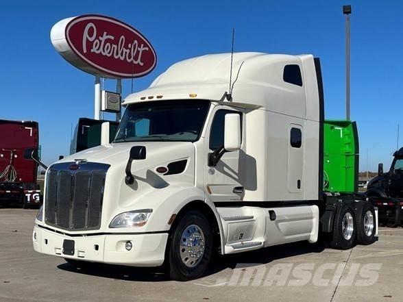 Peterbilt 579 Truck Tractor Units
