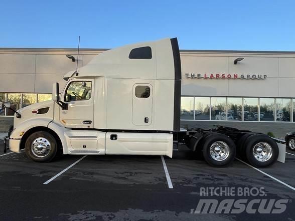 Peterbilt 579 Truck Tractor Units