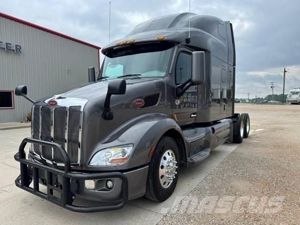 Peterbilt 579 Truck Tractor Units