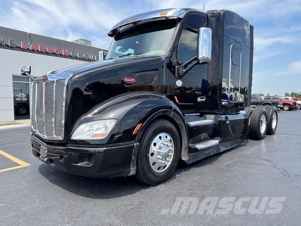 Peterbilt 579 Truck Tractor Units