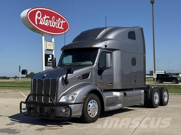 Peterbilt 579 Truck Tractor Units