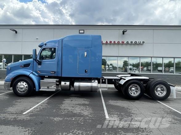 Peterbilt 579 Truck Tractor Units