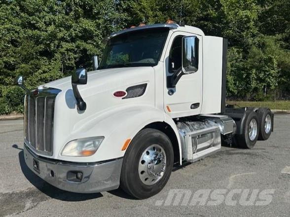 Peterbilt 579 Truck Tractor Units