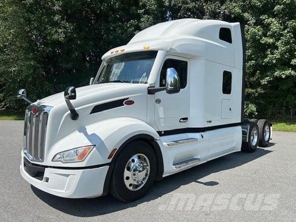 Peterbilt 579 Truck Tractor Units