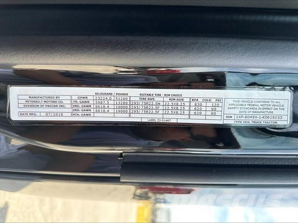 Peterbilt 579 Truck Tractor Units