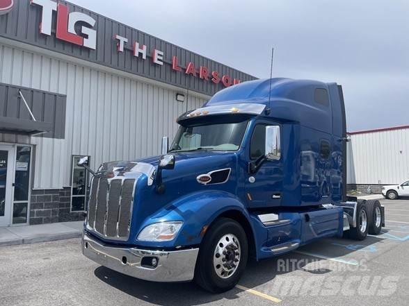 Peterbilt 579 Truck Tractor Units