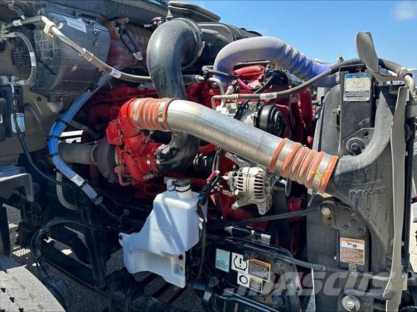 Peterbilt 579 Truck Tractor Units