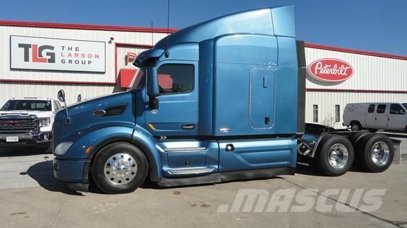 Peterbilt 579 Truck Tractor Units