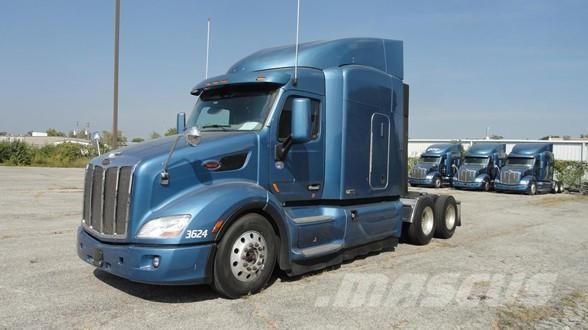 Peterbilt 579 Truck Tractor Units