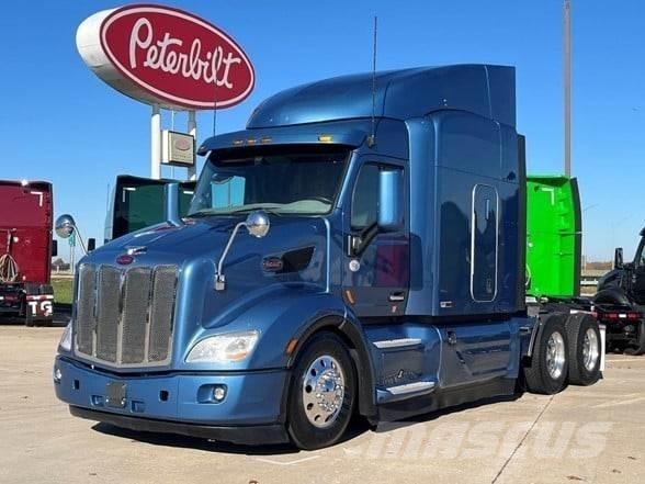 Peterbilt 579 Truck Tractor Units