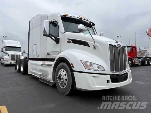Peterbilt 579 Truck Tractor Units