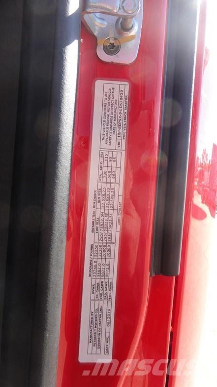 Peterbilt 579 Truck Tractor Units