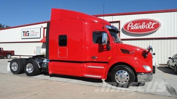 Peterbilt 579 Truck Tractor Units