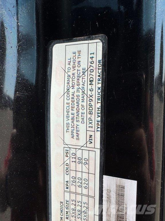 Peterbilt 579 Truck Tractor Units