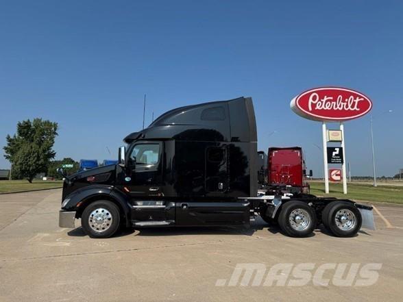 Peterbilt 579 Truck Tractor Units