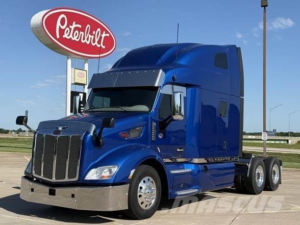 Peterbilt 579 Truck Tractor Units