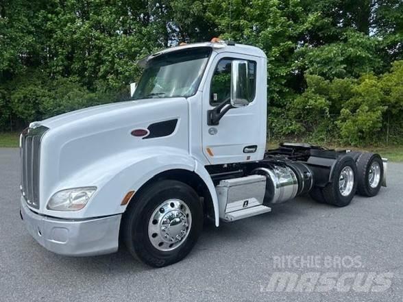 Peterbilt 579 Truck Tractor Units