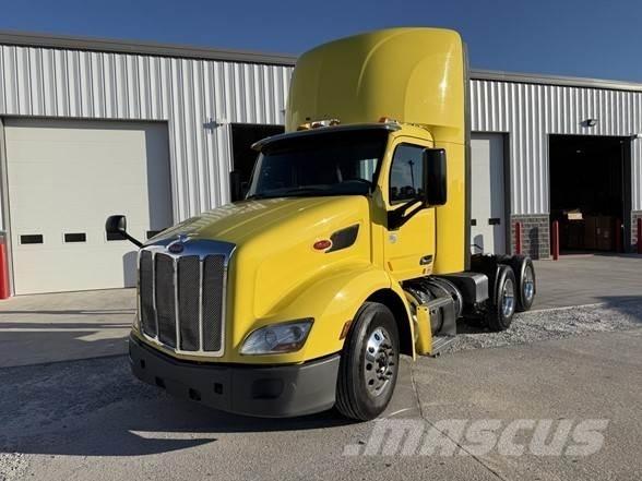 Peterbilt 579 Truck Tractor Units