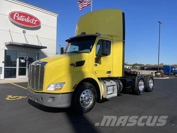 Peterbilt 579 Truck Tractor Units