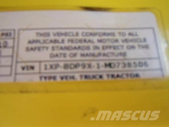 Peterbilt 579 Truck Tractor Units