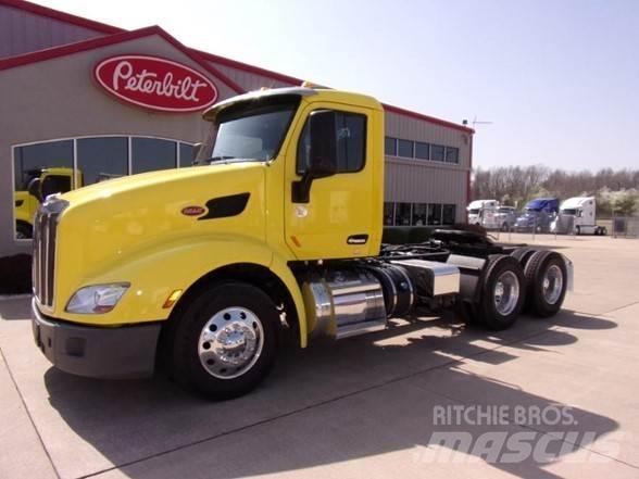 Peterbilt 579 Truck Tractor Units