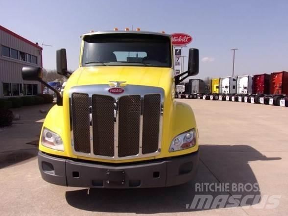 Peterbilt 579 Truck Tractor Units