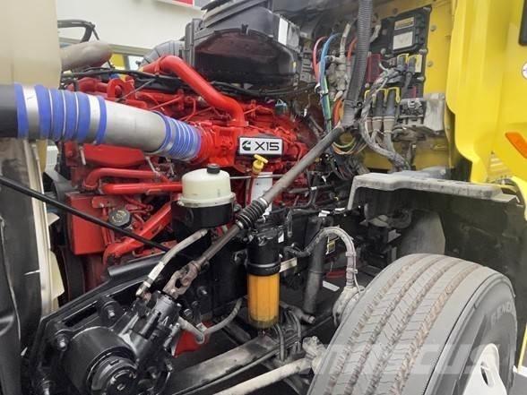 Peterbilt 579 Truck Tractor Units