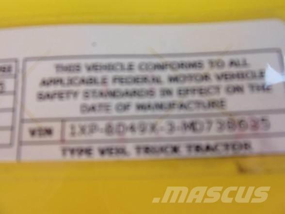Peterbilt 579 Truck Tractor Units