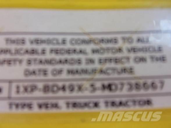Peterbilt 579 Truck Tractor Units